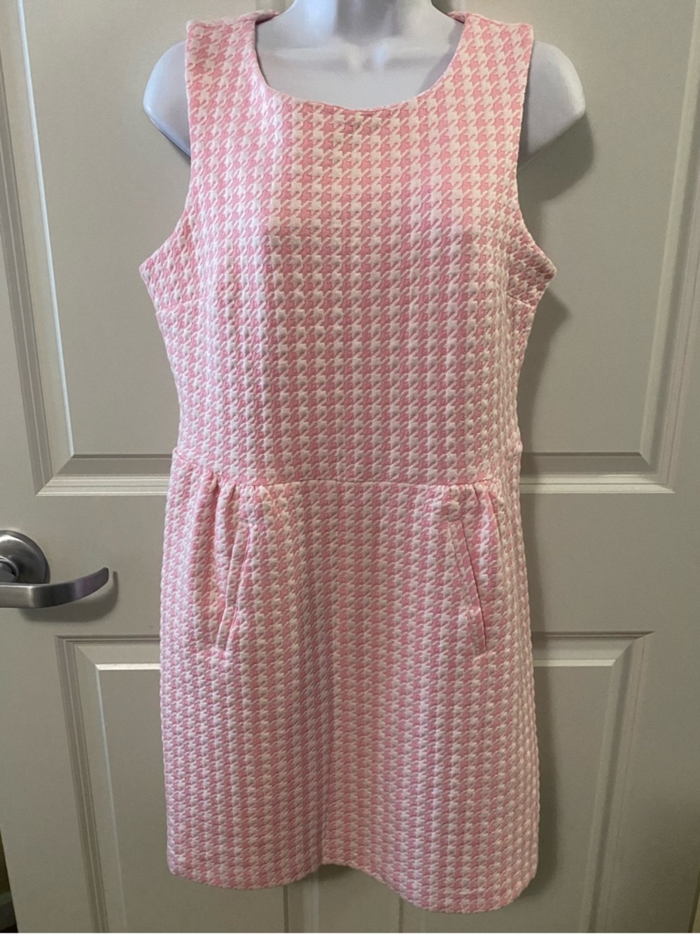 Tyler Boe Pink and White Houndstooth Sleeveless Dress w Pockets
